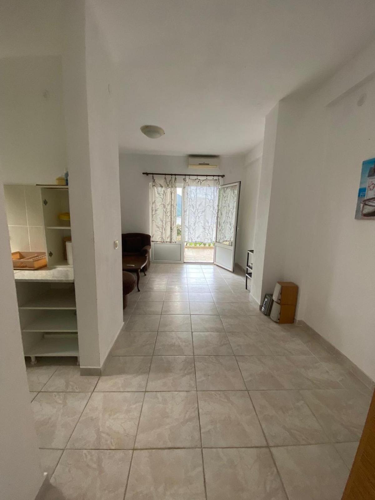 L & D Panorama Apartmani 里桑 外观 照片